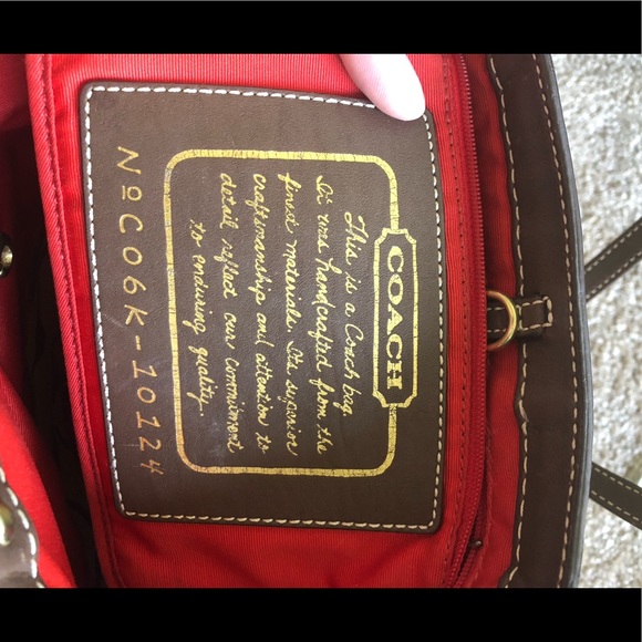 Coach purse 👜 - Picture 2 of 3
